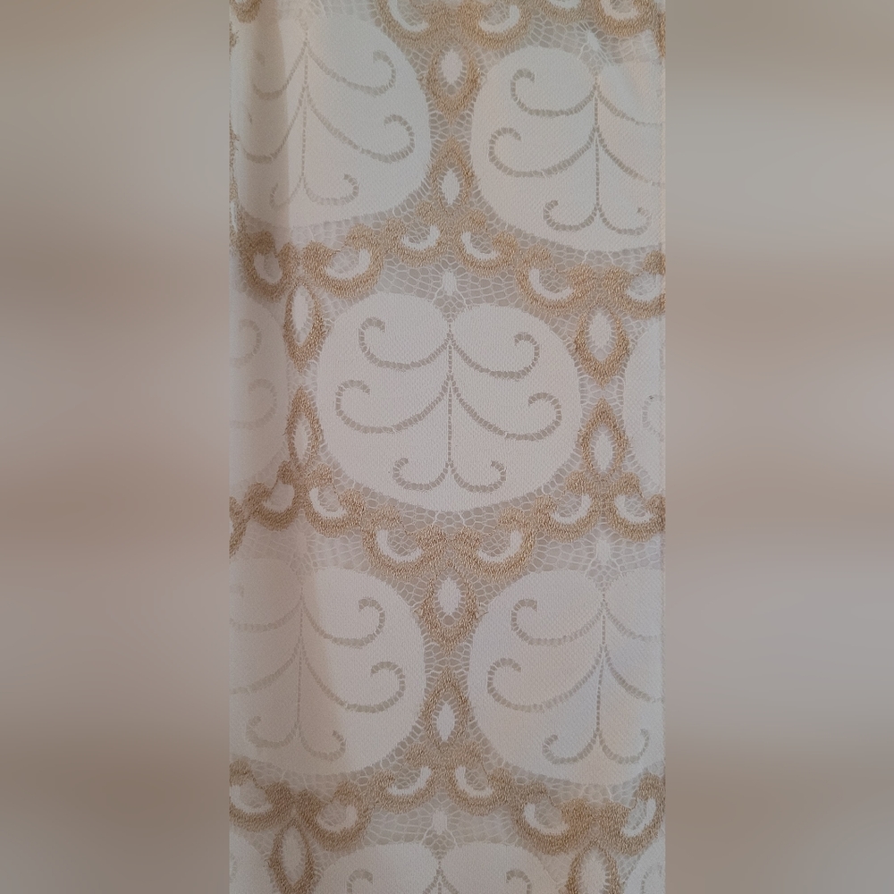 Mini GOLD & WHITE LACE DRESS - Picture 4 of 4